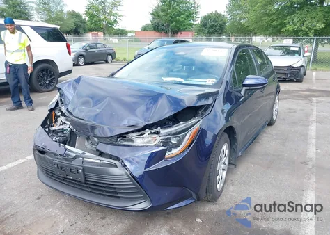 2023 Toyota Corolla Le z USA, uszkodzony, nr VIN JTDB4MEE1PJ009075